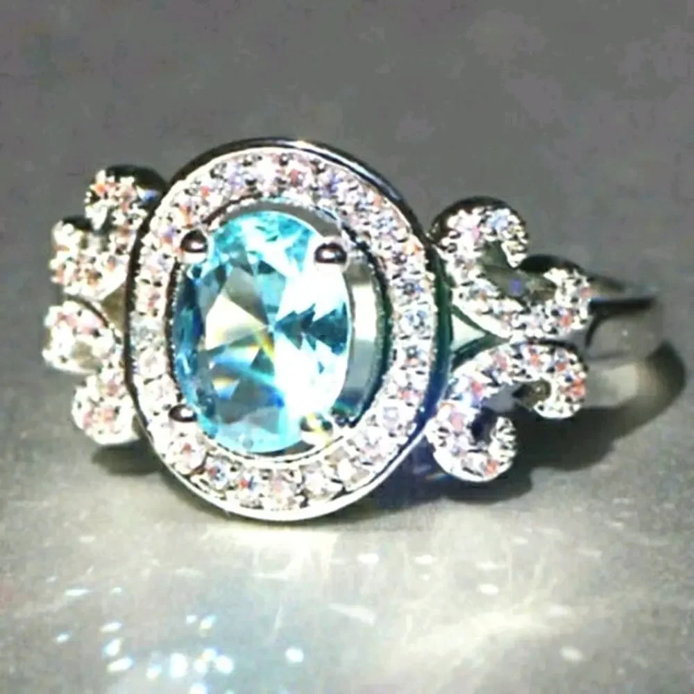 Stunning Cocktail Ring 925 Sz 8 Simulated Blue Aquamarine Diamonds Luxe Costume